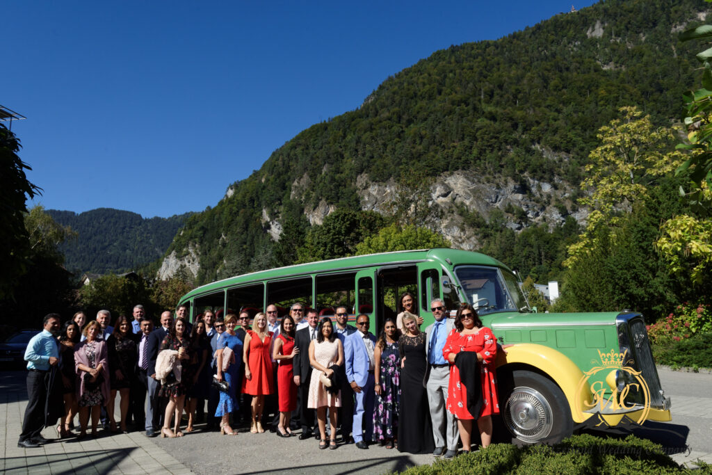 We hire antique bus for transporation wedding